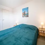 Les Flots Bleus By Interhome *