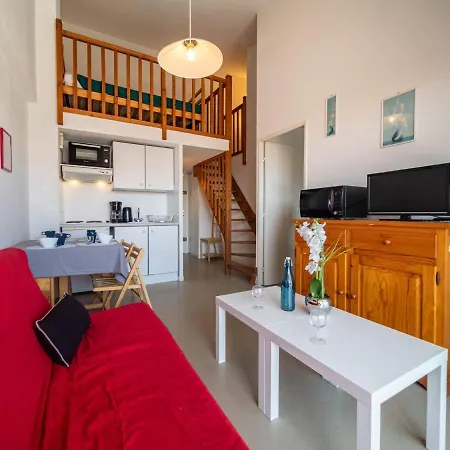 Les Flots Bleus By Interhome