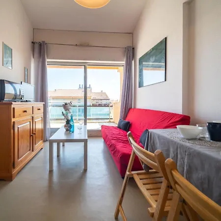 Les Flots Bleus By Interhome