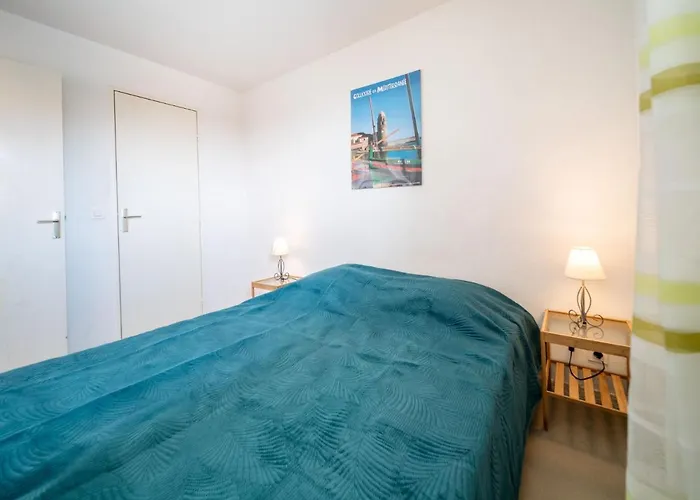 Les Flots Bleus By Interhome *