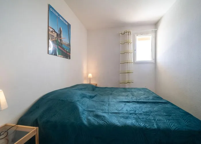 Apartment Les Flots Bleus By Interhome